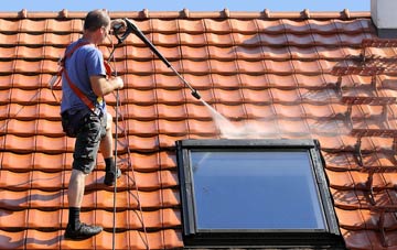 roof cleaning Ynysmaerdy